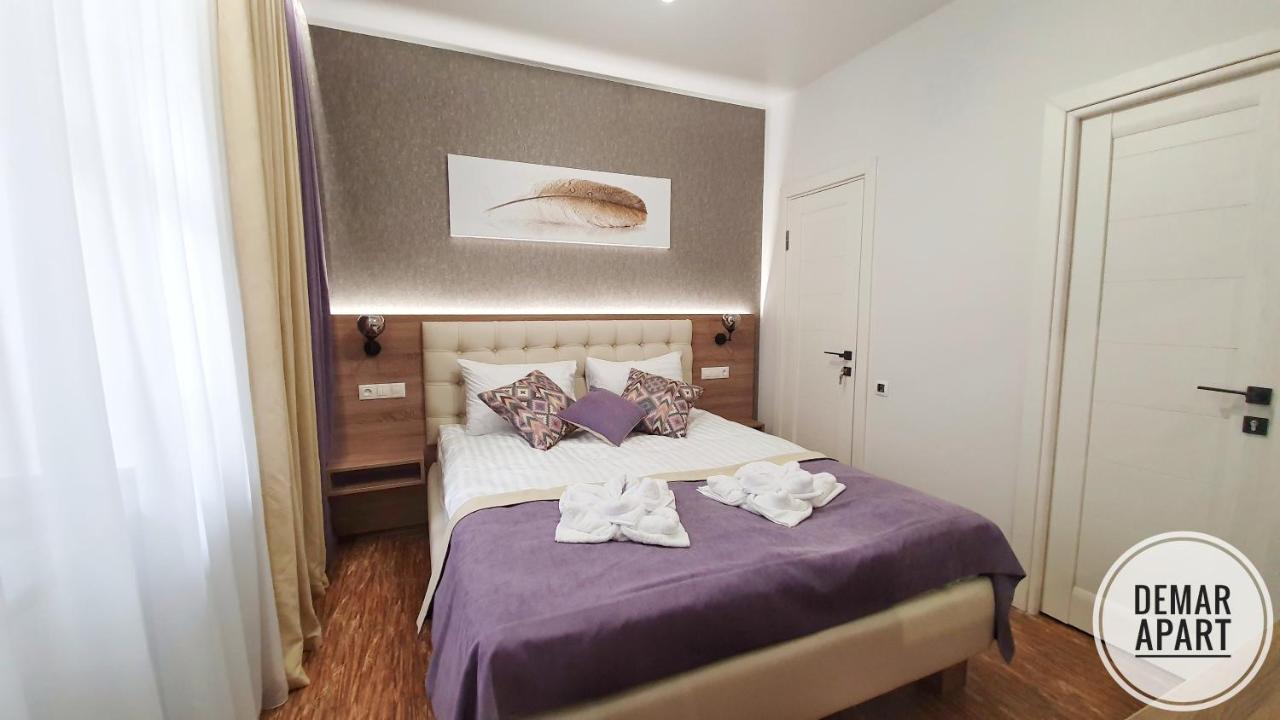 Demar Apart Violet Lviv Eksteriør billede